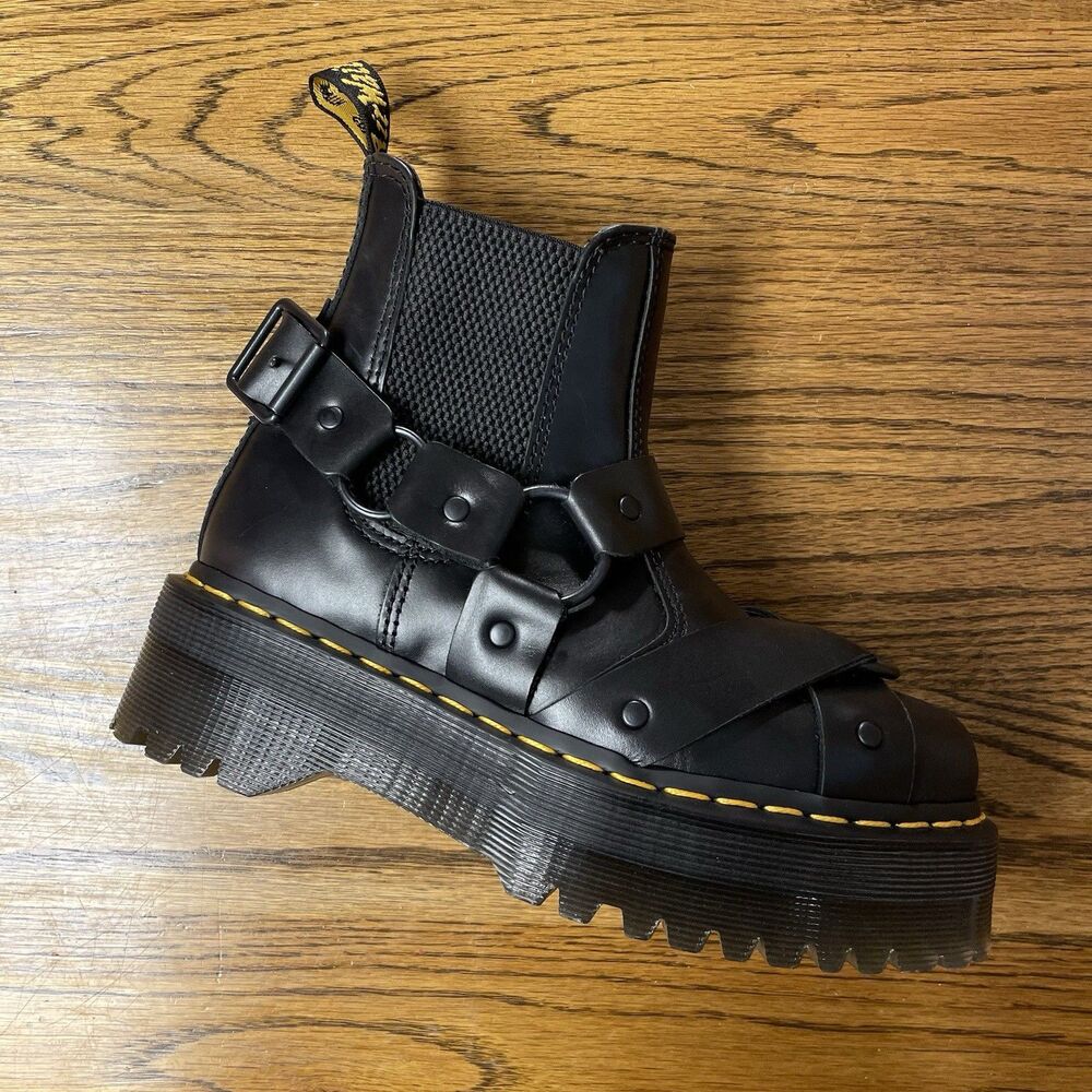 Dr. Martens 2976 Quad Harness Satin Gloss Leather Chlesea Boot Womens Size 5 NEW